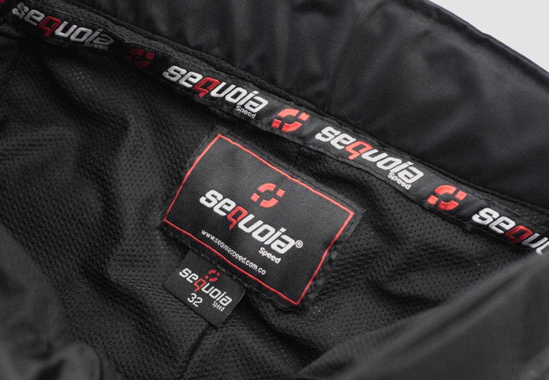 Pantalón MESH - Pantalón de Malla Impermeable con Protecciones Removibles especial para Clima cálido - Vista 14 | Sequoia Speed