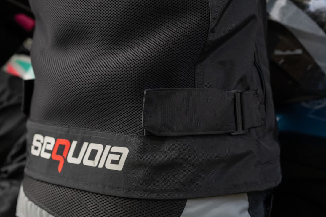 Chaqueta Mesh de Verano Antifricción en Malla Transpirable 100% Impermeable proteccion certificada motociclista