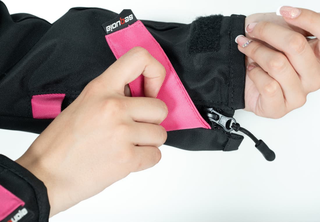 Chaqueta Black Pro Dama - Chaqueta de Protección de Moto para Damas Impermeable Sequoia Speed impermeable para moto Colombia