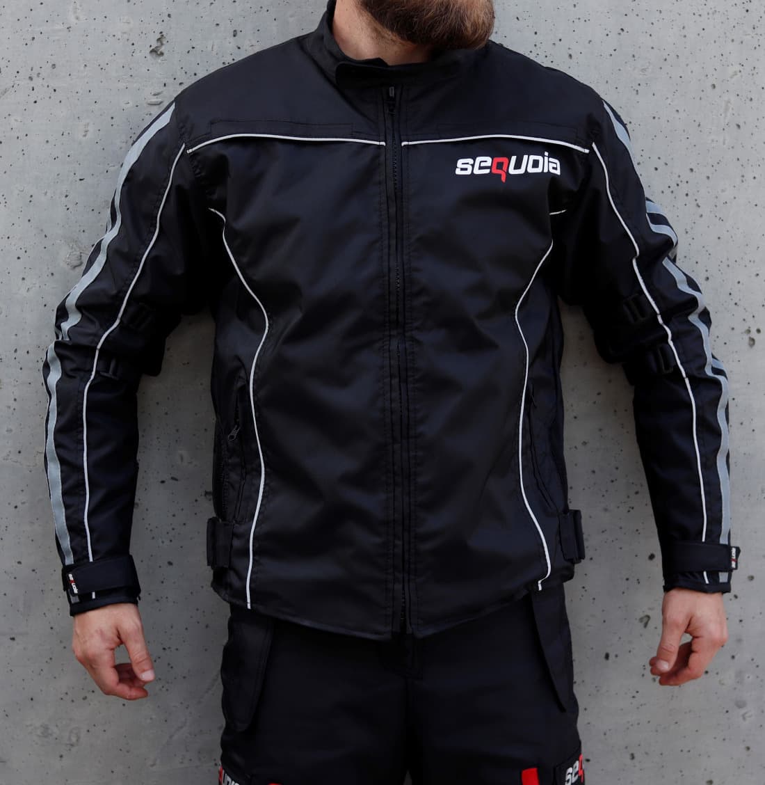 Chaqueta TT - Protecciones Removibles Certificadas 100 Impermeable.