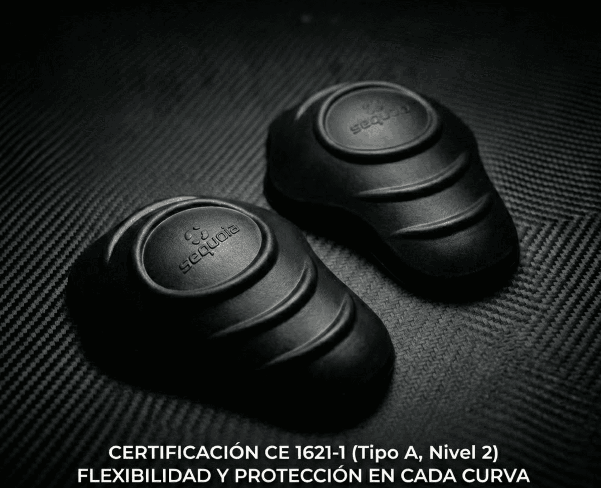Pantalón GAS BLACK - Impermeable, Protecciones Certificadas Removibles, Material de Protección