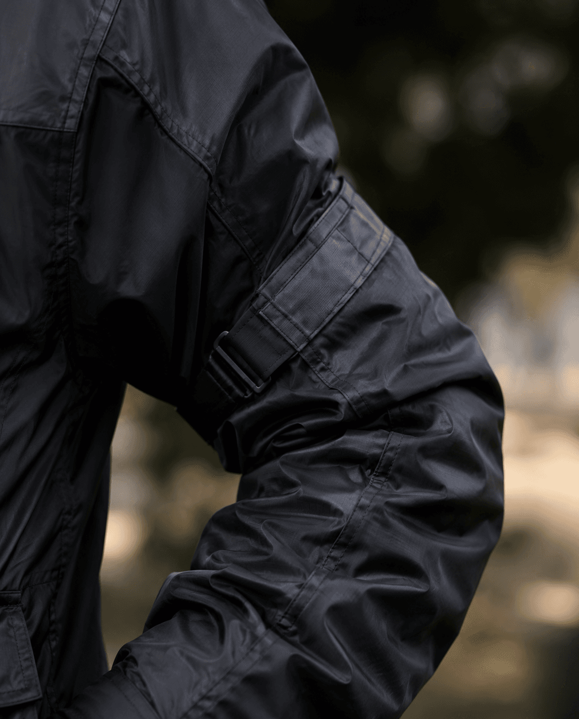 Chaqueta Sahara Negra - Protecciones Certificadas - 100% Impermeable