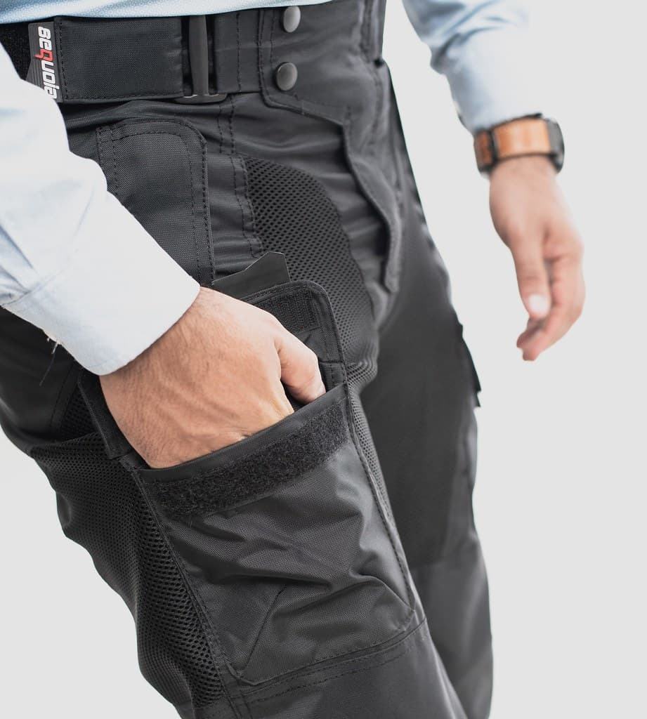 Pantalón MESH - Pantalón de Malla Impermeable con Protecciones Removibles especial para Clima cálido